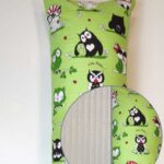 Зелений фон із совами та плюш шарпей бежевий.